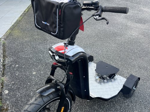 Sacoche avant avec fixation